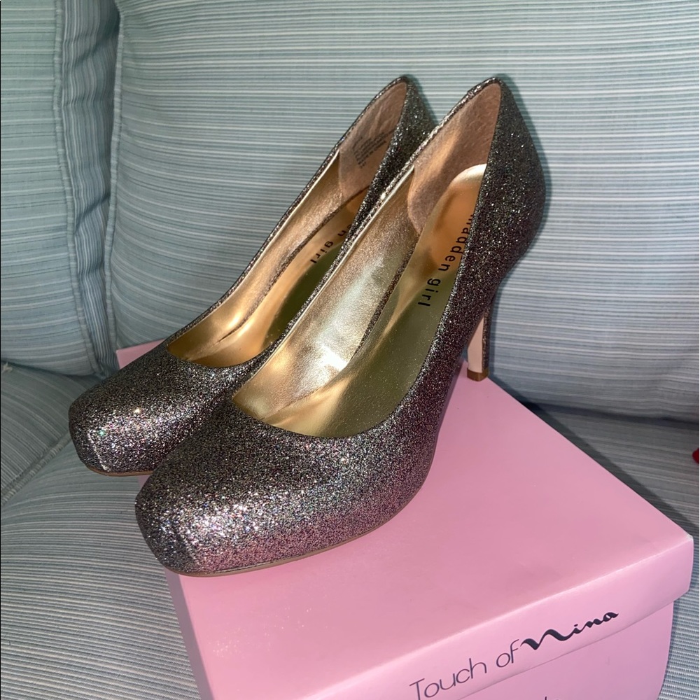 BRAND NEW sparkly heels